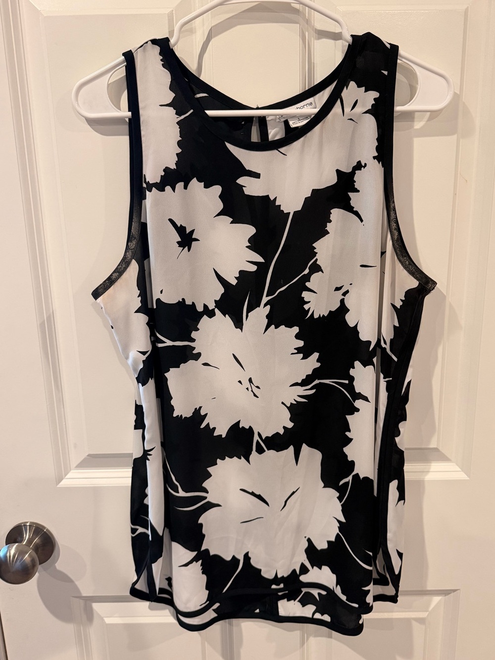 Liz Claiborne Black and White Sleeveless Blouse Size Large